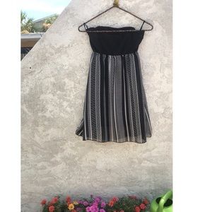 Rue 21 black and white skater dress